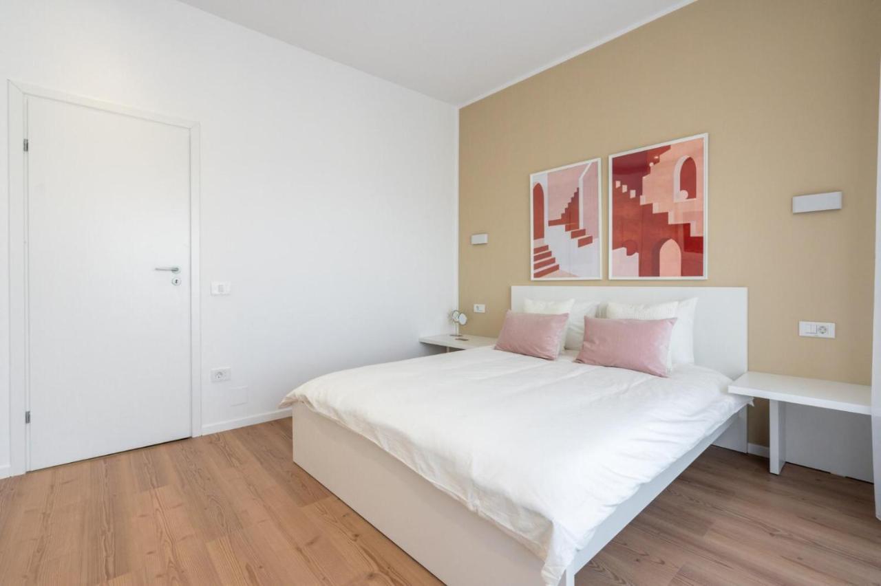 Fabulous Apartament With View In Calea Victoriei Bucureşti Eksteriør bilde